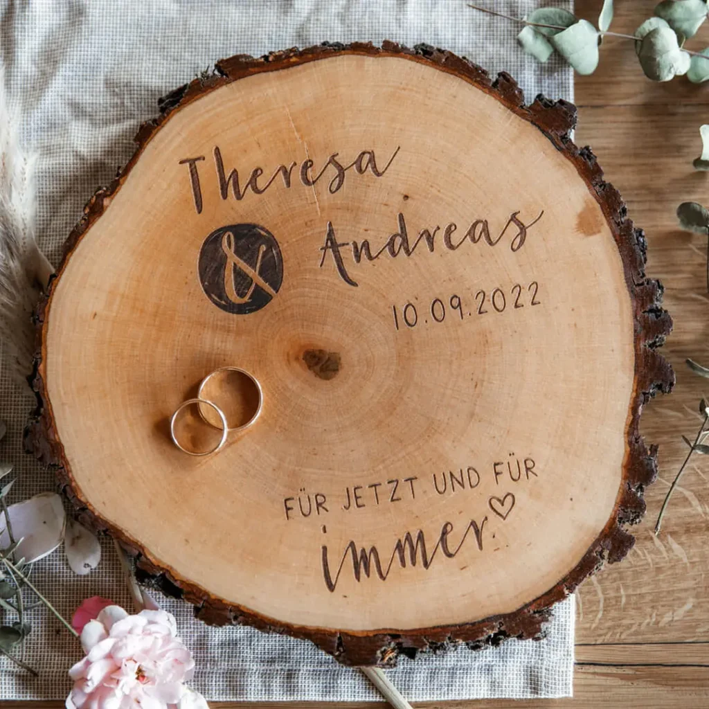 Ringkissen aus Holz - Produktbild_NEU